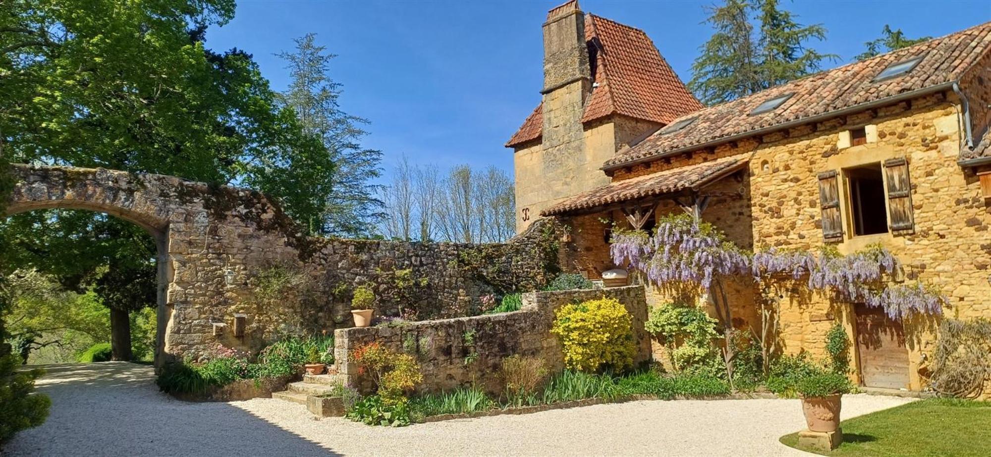 Domaine De Cournet Haut, A 17Th Century Property Set On A Calm, Idyllic Domain With Pool, Tennis, Bikes And More Les Vauries Exterior foto