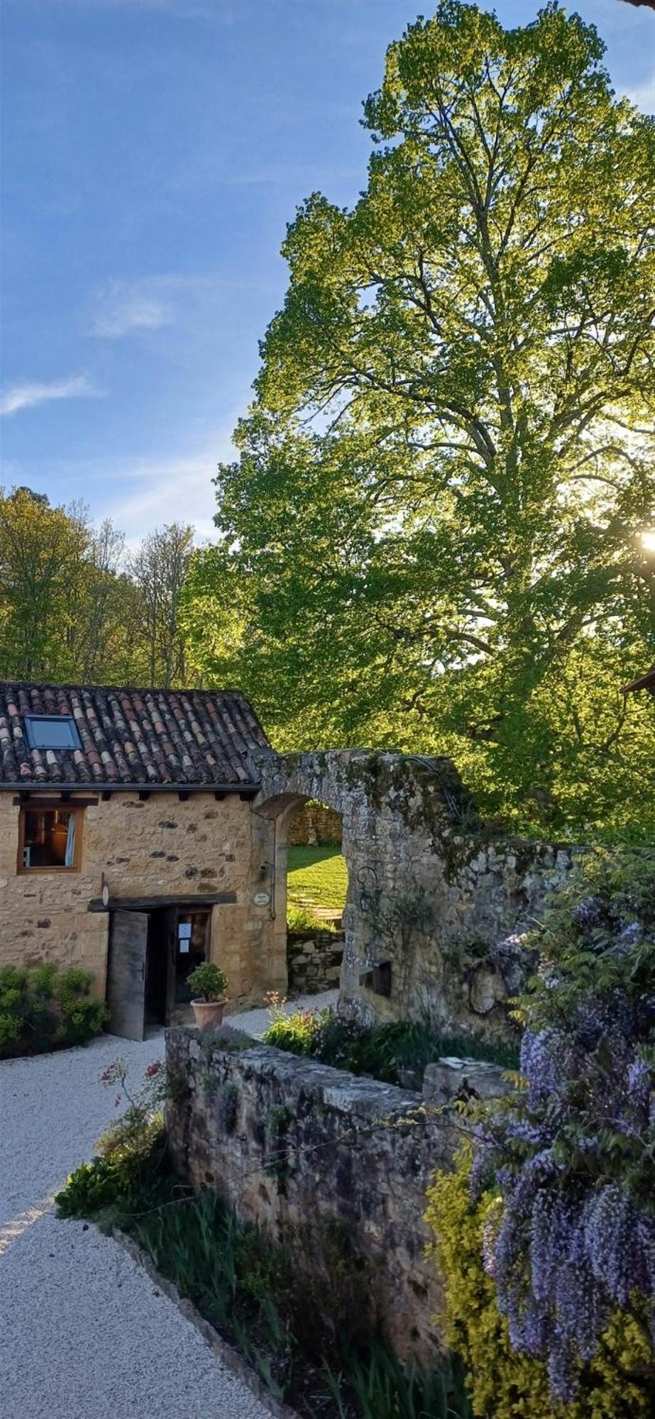 Domaine De Cournet Haut, A 17Th Century Property Set On A Calm, Idyllic Domain With Pool, Tennis, Bikes And More Les Vauries Exterior foto